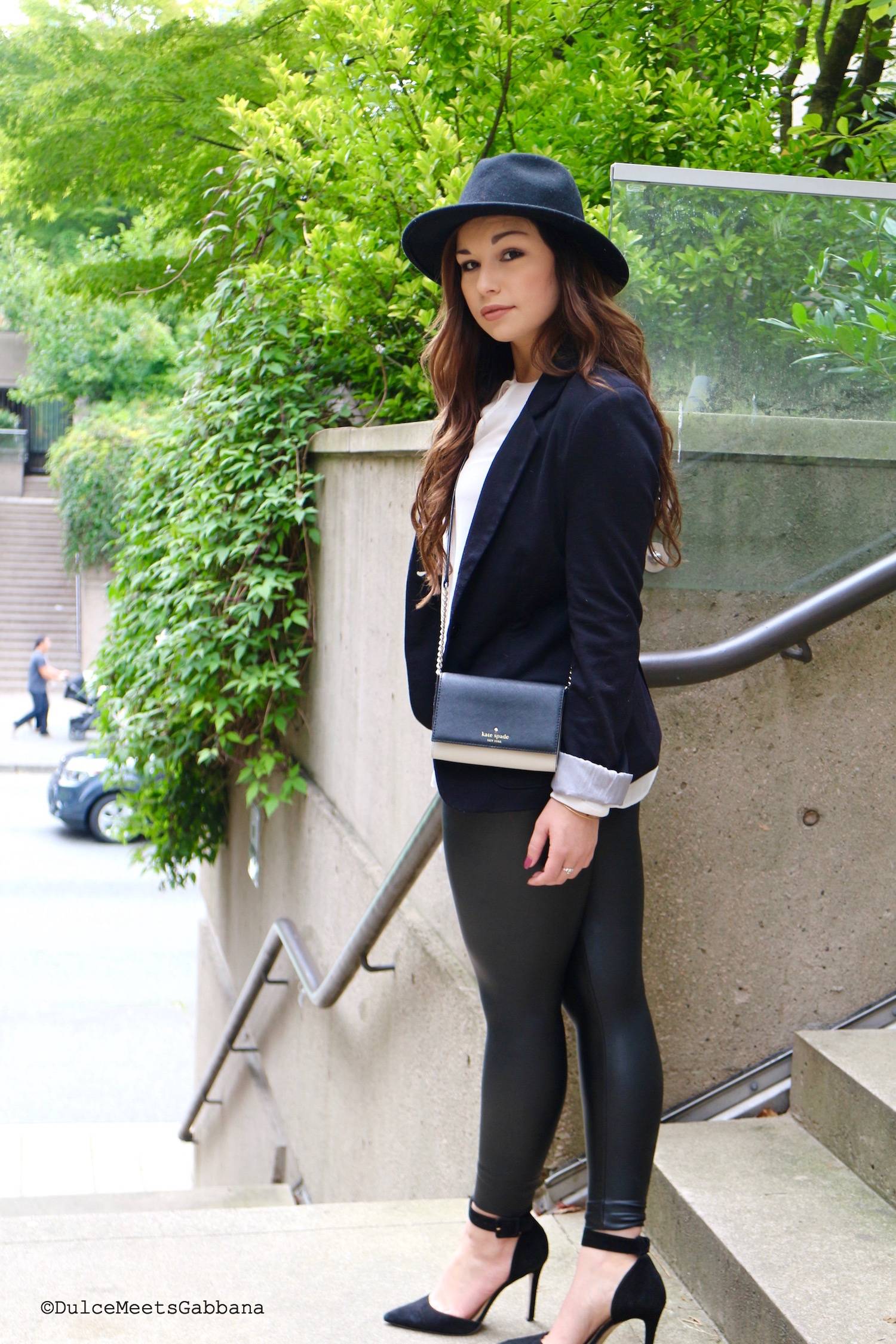 pleather_leggings_fotor