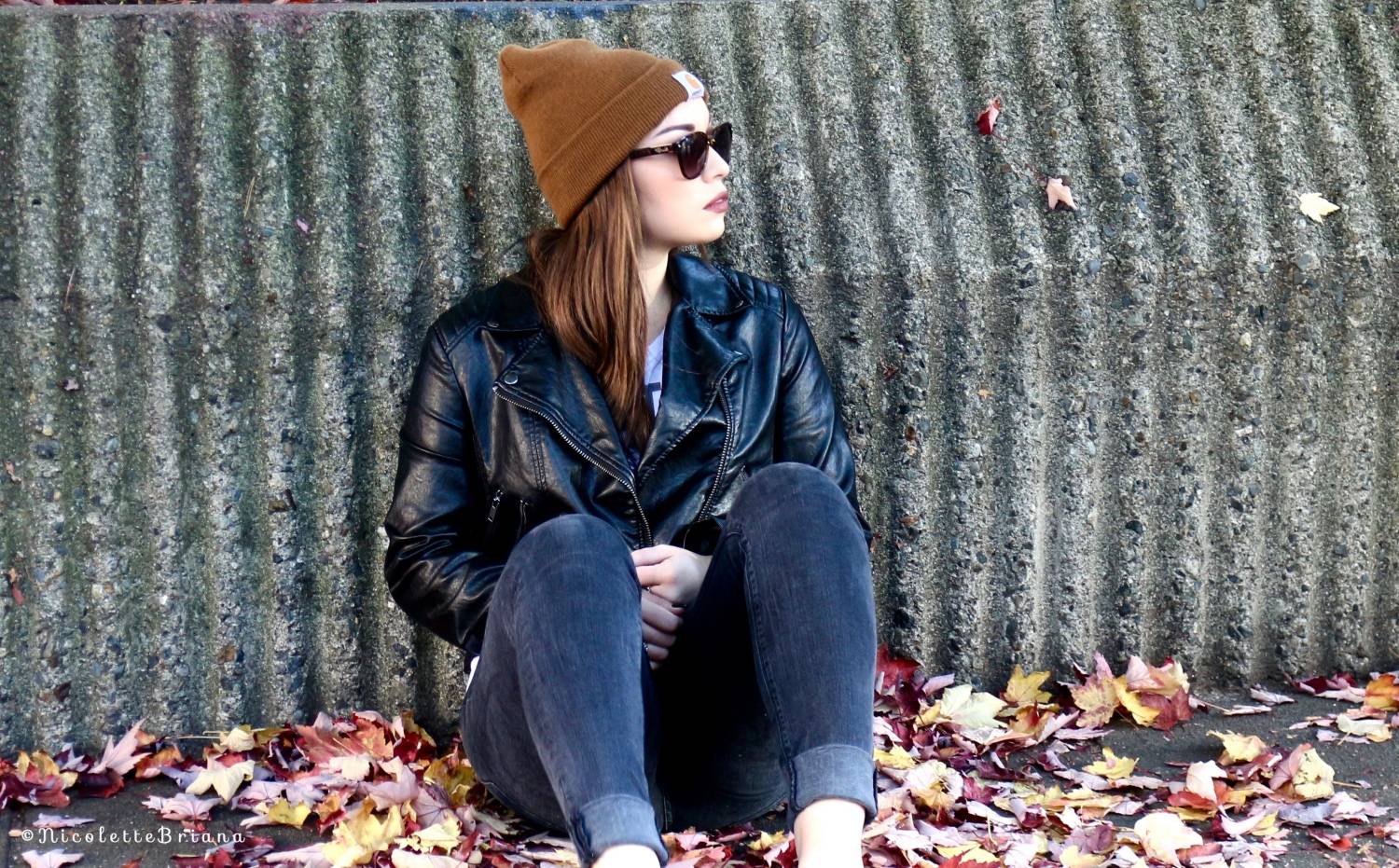 carhart_sitting_fotor